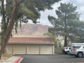 Photo #3: 2730673 Listing 