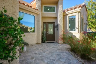 Photo #2: 2730678 Listing 