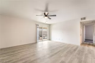 Photo #6: 2730688 Listing 