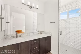 Photo #3: 2730692 Listing 