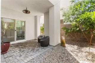 Photo #4: 2730692 Listing 