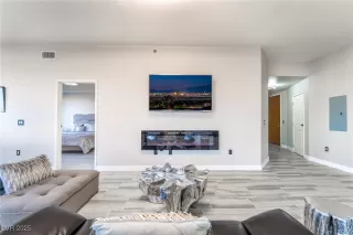 Photo #4: 2730717 Listing 