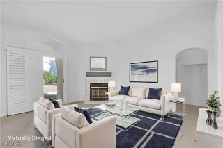 Photo #6: 2730728 Listing