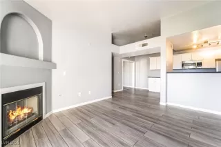 Photo #5: 2730738 Listing 