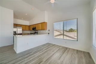 Photo #2: 2730752 Listing