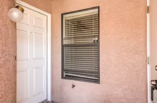 Photo #5: 2730758 Listing