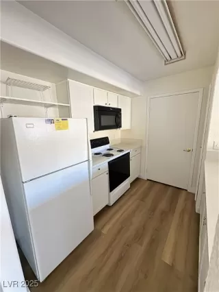 Photo #6: 2730769 Listing 