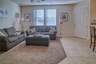 Photo #3: 2730772 Listing 