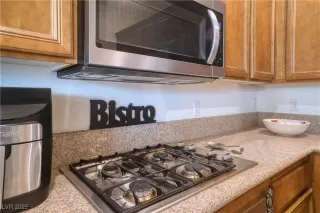 Photo #6: 2730772 Listing 