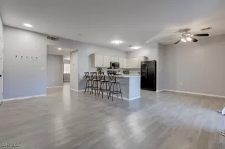 Photo #4: 2730776 Listing 