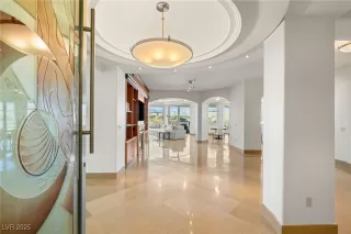 Photo #1: 2730794 Listing 