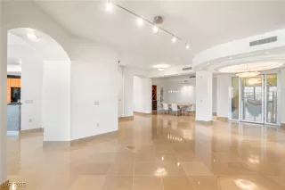 Photo #5: 2730794 Listing 