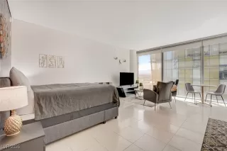 Photo #4: 2730797 Listing