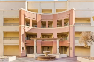 Photo #1: 2730808 Listing