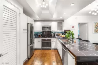 Photo #4: 2730812 Listing 