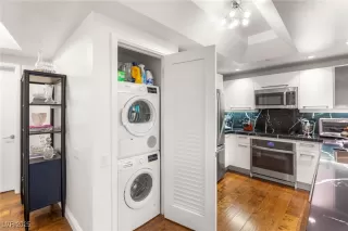 Photo #5: 2730812 Listing 