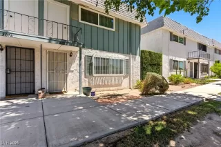 Photo #1: 2730822 Listing