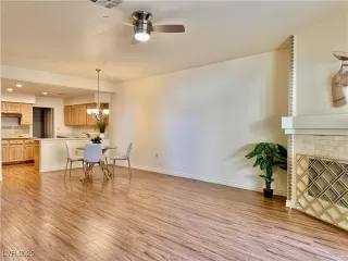 Photo #2: 2730845 Listing