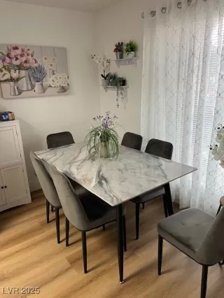 Photo #6: 2730860 Listing