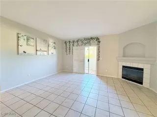 Photo #2: 2730861 Listing