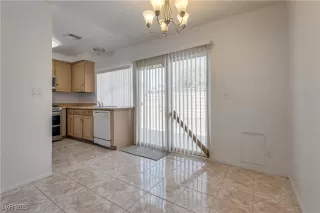 Photo #5: 2730881 Listing 