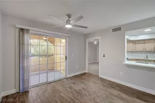 Photo #5: 2730882 Listing