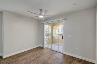 Photo #6: 2730882 Listing