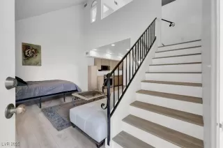 Photo #4: 2730893 Listing