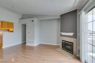 Photo #1: 2730908 Listing