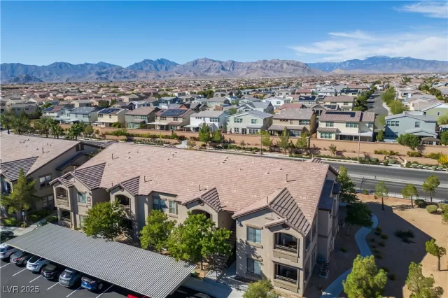 MLS: 2730939 Condo For Sale