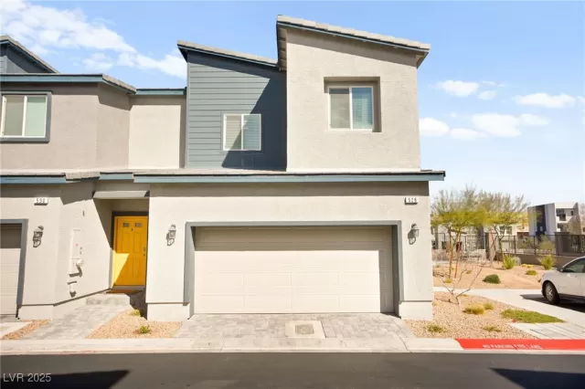 MLS: 2730960 Condo For Sale