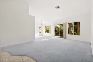 Photo #3: 2730964 Listing 