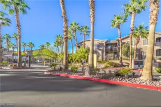 Photo #3: 2731000 Listing