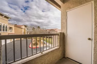 Photo #6: 2731011 Listing 