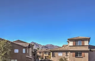 Photo #3: 2731023 Listing 