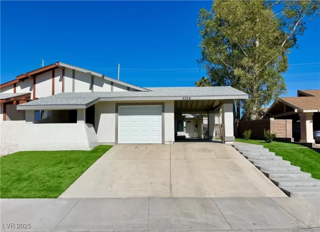 MLS: 2731032 Condo For Sale