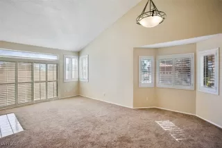 Photo #5: 2731051 Listing 