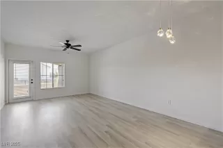 Photo #5: 2731112 Listing 