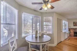 Photo #5: 2731128 Listing