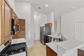 Photo #6: 2731133 Listing 