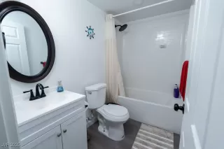 Photo #6: 2731170 Listing