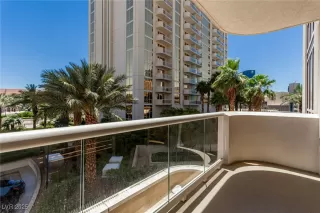 Photo #2: 2731180 Listing