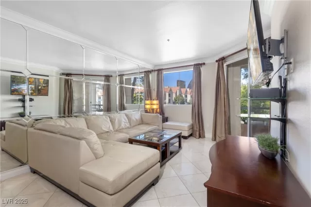 MLS: 2731207 Condo For Sale