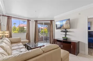 Photo #1: 2731207 Listing 