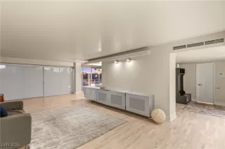 Photo #3: 2731217 Listing 