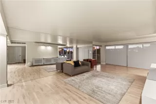 Photo #4: 2731217 Listing 