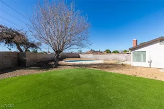 Photo #1: 2731227 Listing