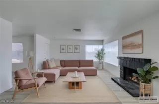 Photo #3: 2731227 Listing