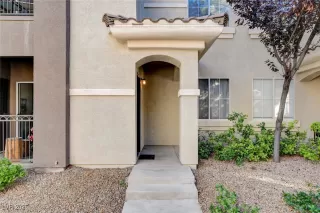 Photo #1: 2731240 Listing 