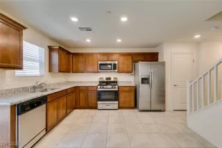 Photo #4: 2731248 Listing 